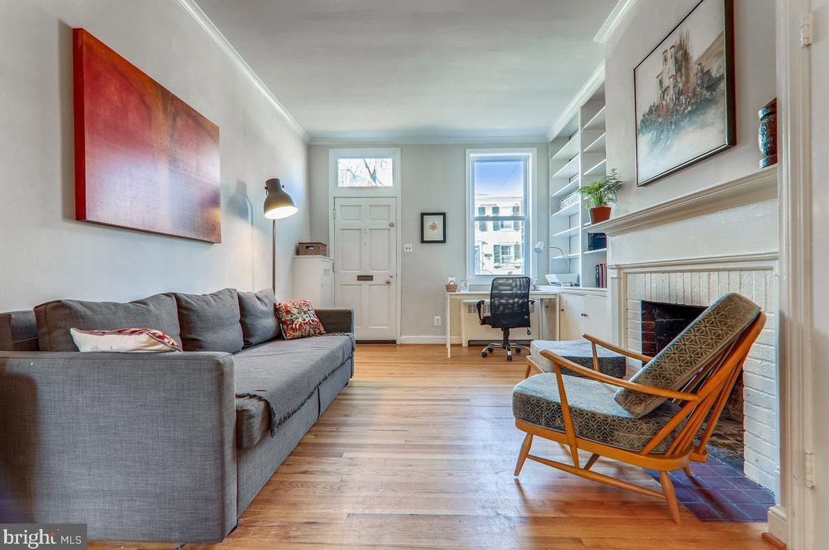 1345 28th St, Washington DC  20007-3101 exterior