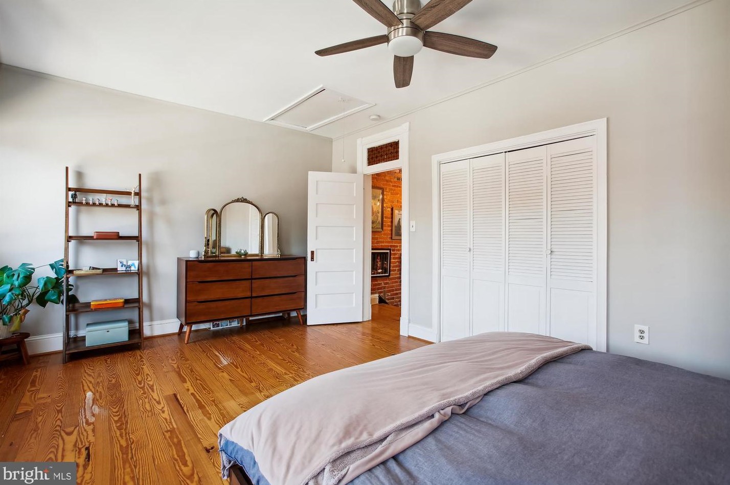 3005 11th St, Washington DC  20001-3905 exterior