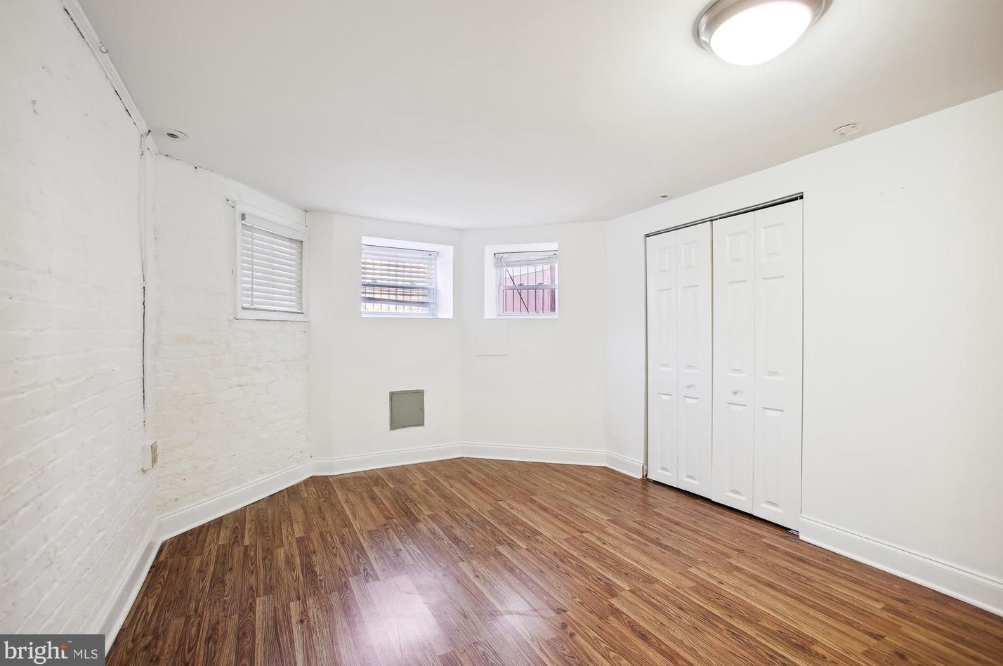 3005 11th St, Washington DC  20001-3905 exterior