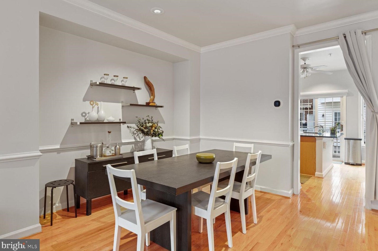 714 Capitol Square Pl, Washington DC 20024-2414 exterior