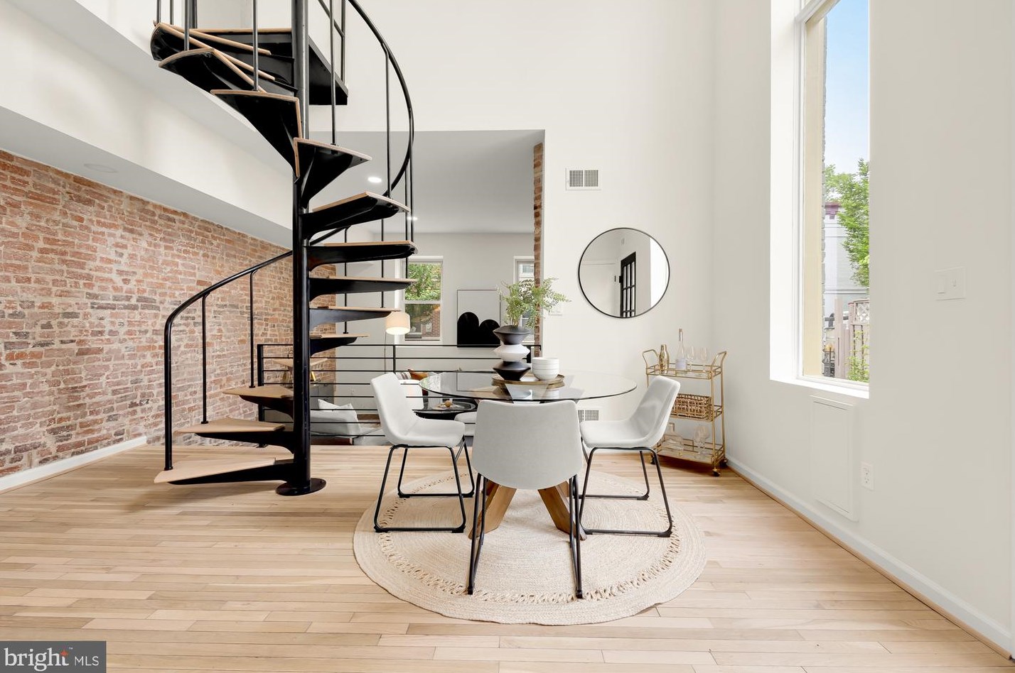 631 Pickford Pl, Washington DC 20002-5333 exterior