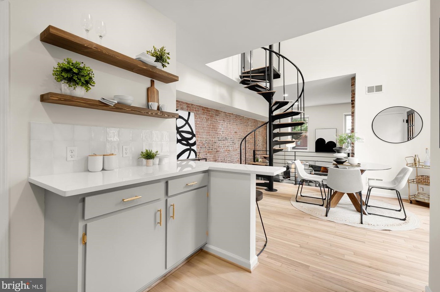 631 Pickford Pl, Washington DC 20002-5333 exterior