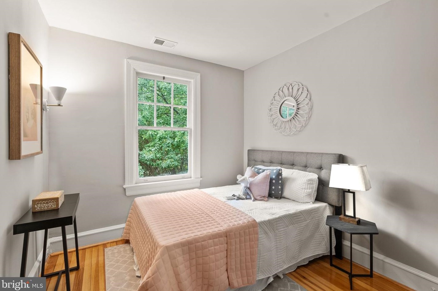 1819 Irving St, Washington DC  20018-2427 exterior