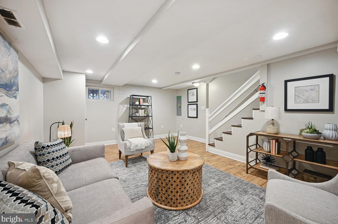 2316 13 Pl, Washington DC 20018-1110 exterior