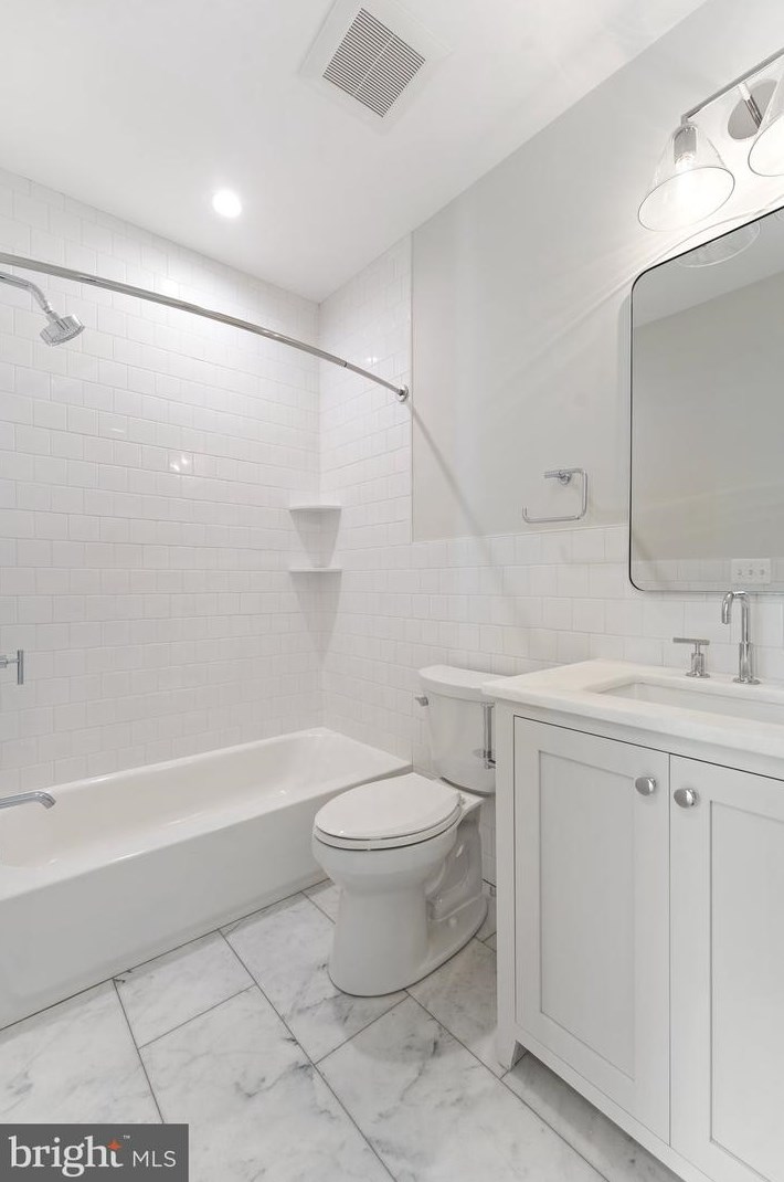 1332 Independence Ave, Washington DC  20003-2365 exterior