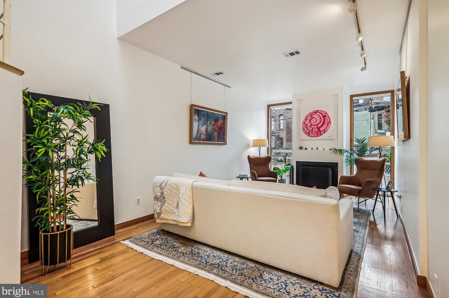 125 12th St, Washington DC  20003-1420 exterior