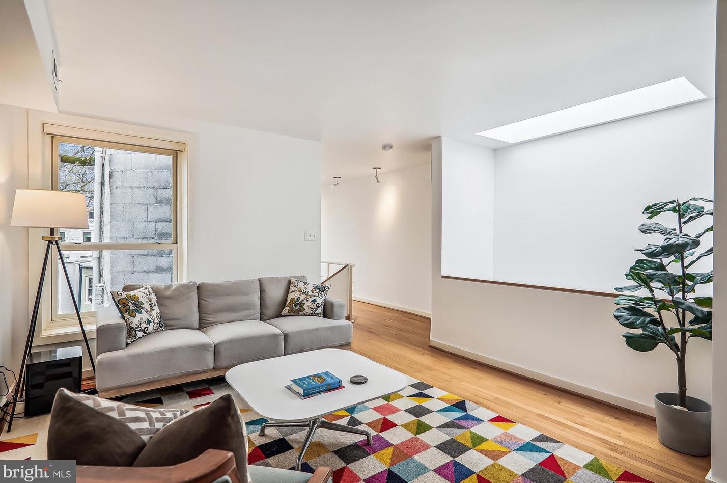 125 12th St, Washington DC  20003-1420 exterior