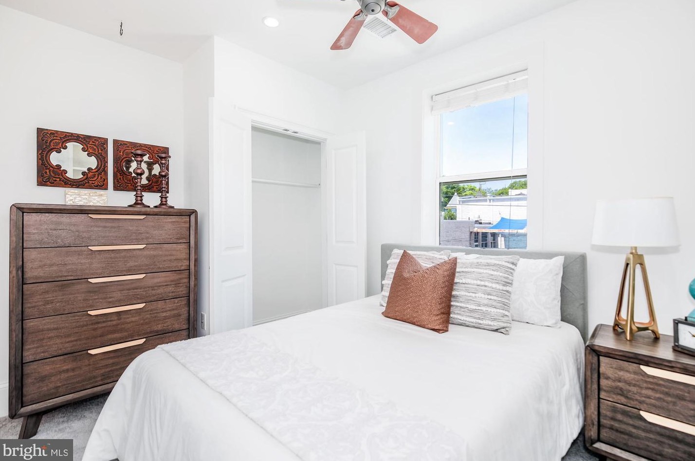 151 Thomas St, Washington DC  20001-1636 exterior