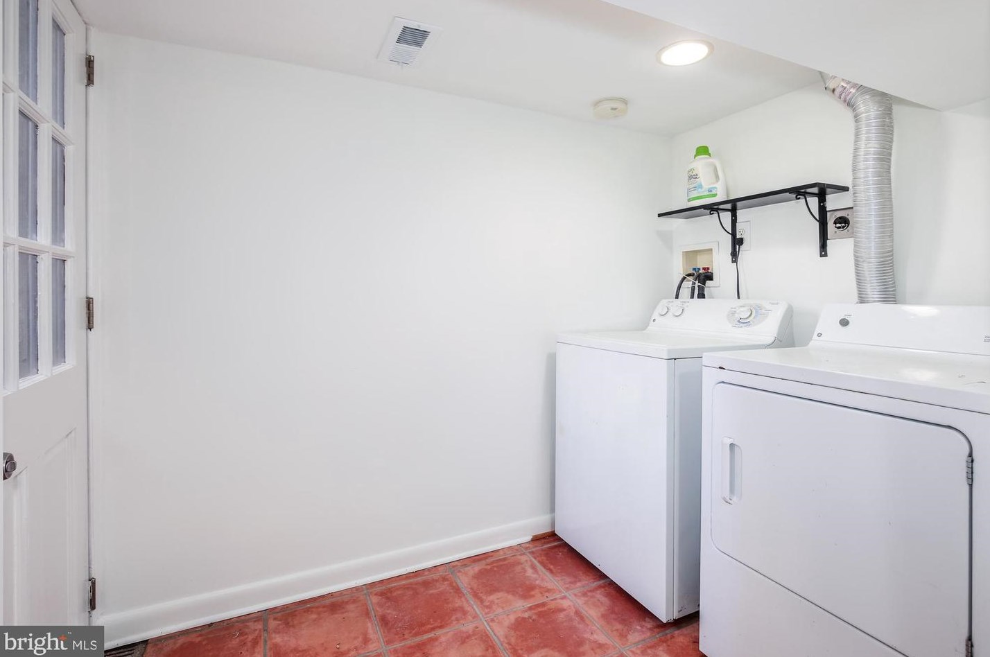 151 Thomas St, Washington DC  20001-1636 exterior