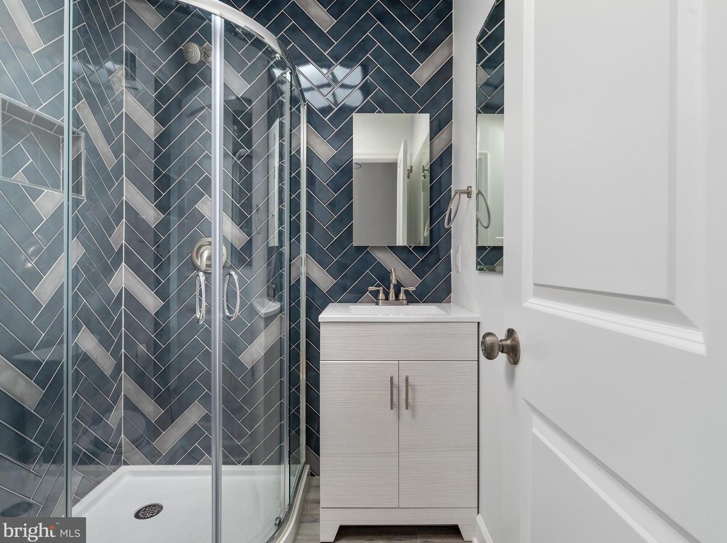 1715 Lang Pl, Washington DC  20002-3026 exterior