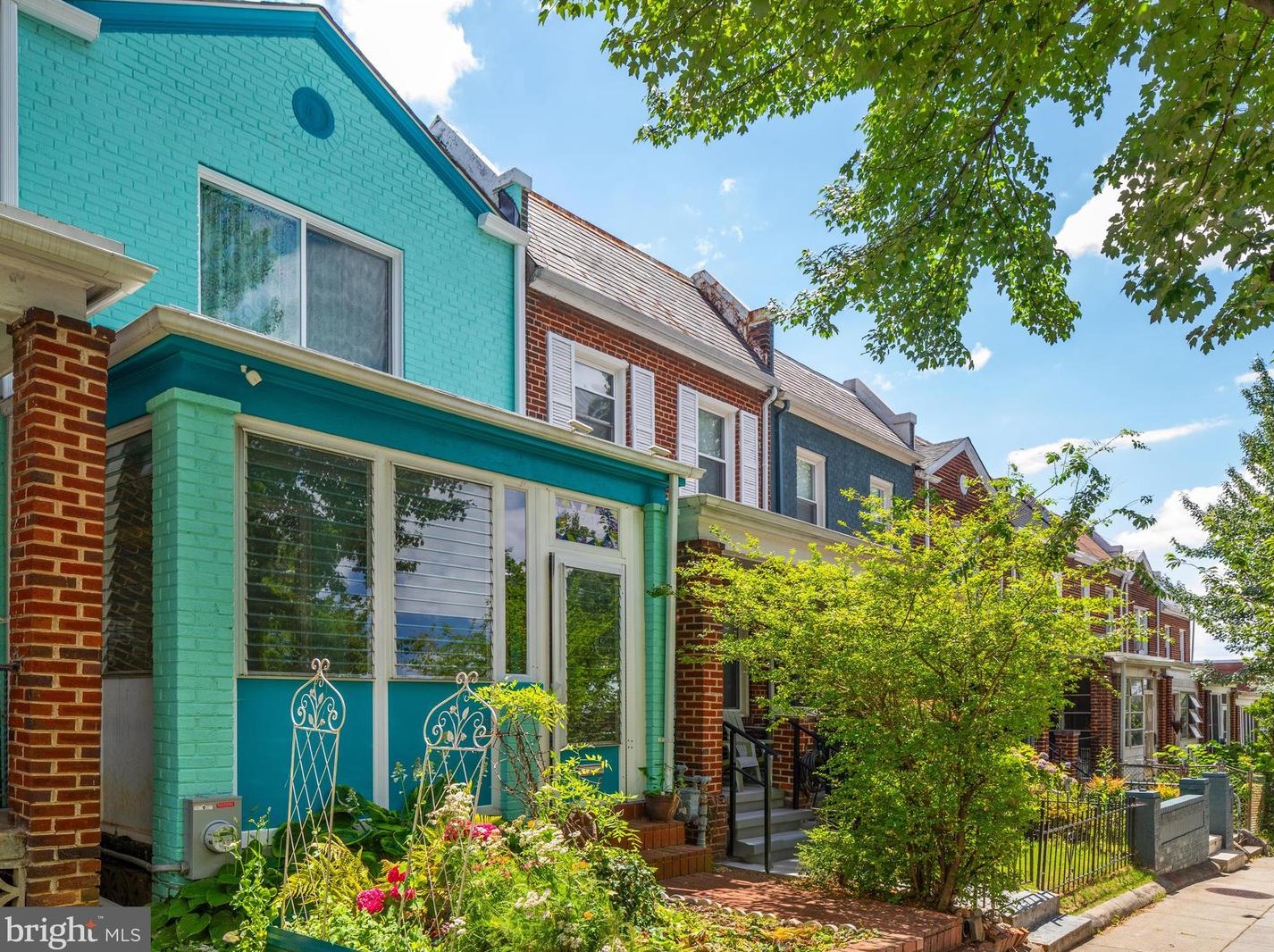 1715 Lang Pl, Washington DC  20002-3026 exterior