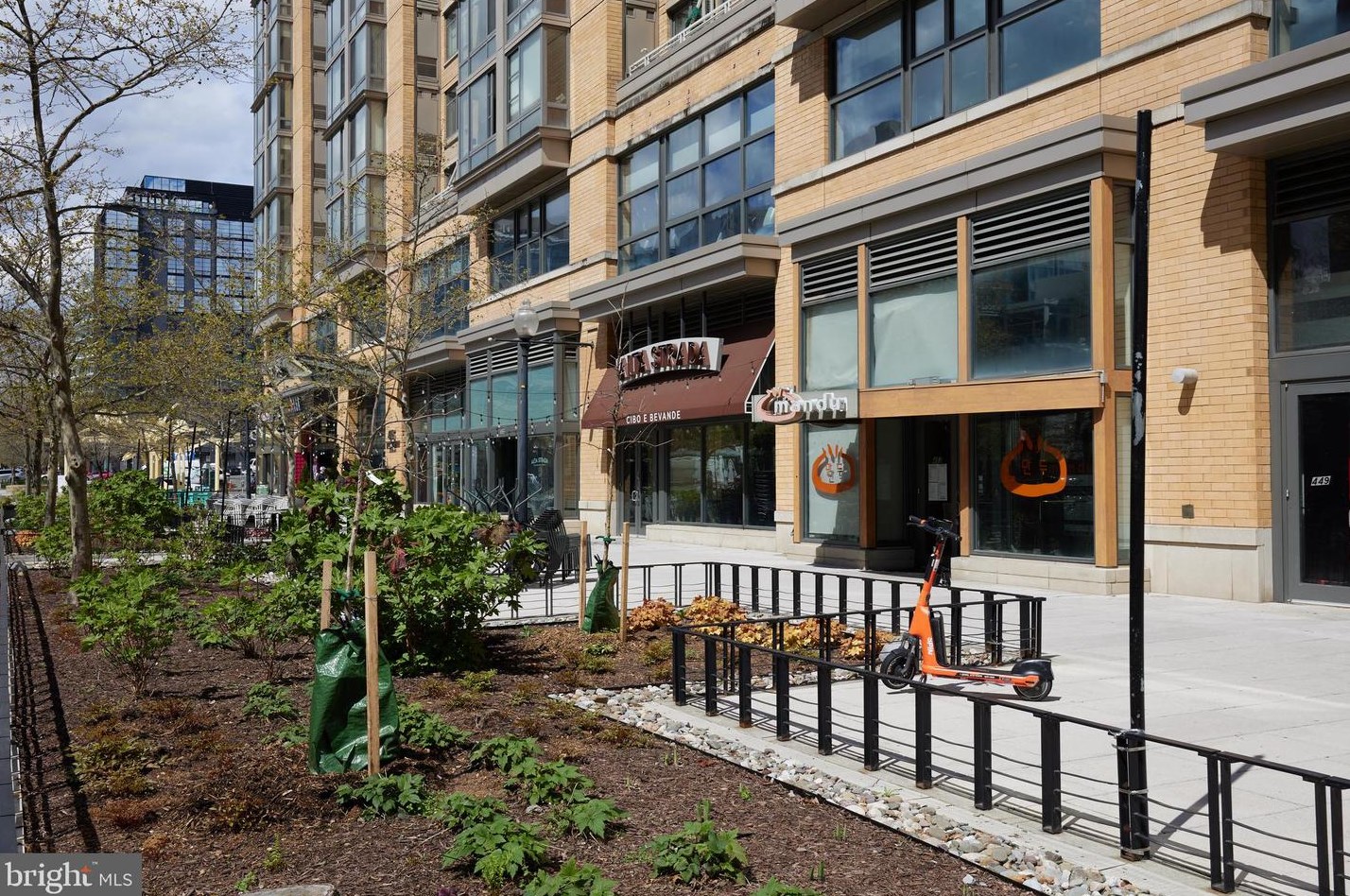 475 K St, Washington DC  20001-5252 exterior