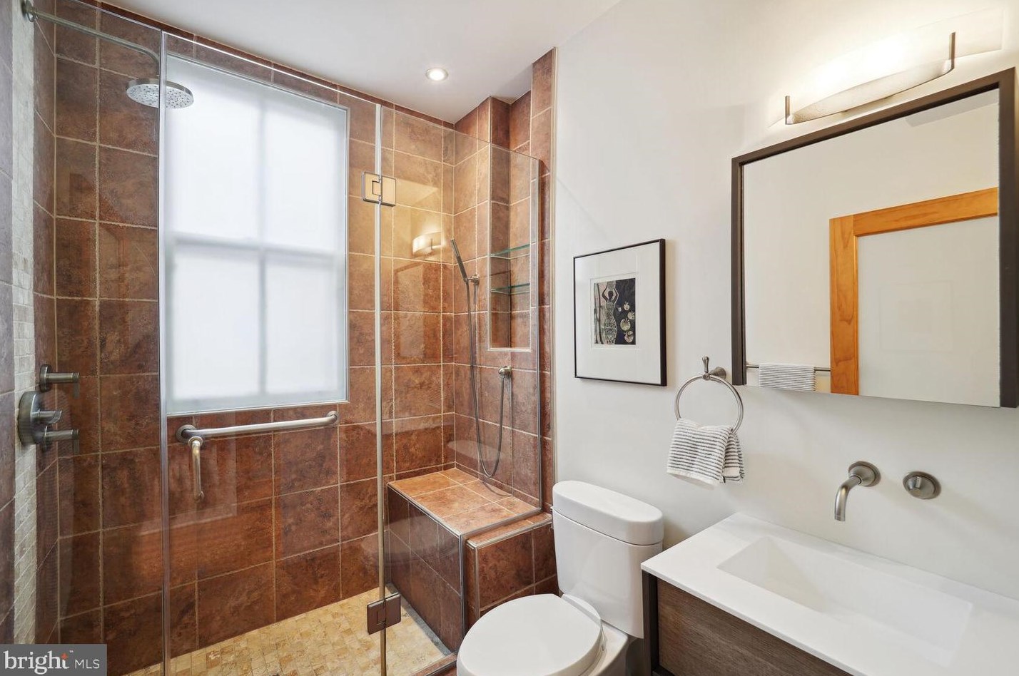 1849 Mintwood Pl, Washington DC 20009-1984 exterior