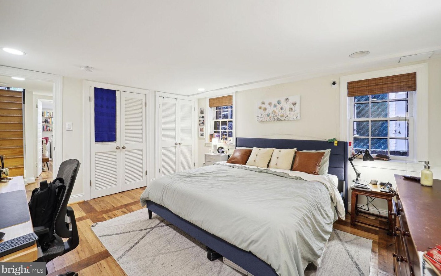 1849 Mintwood Pl, Washington DC 20009-1984 exterior