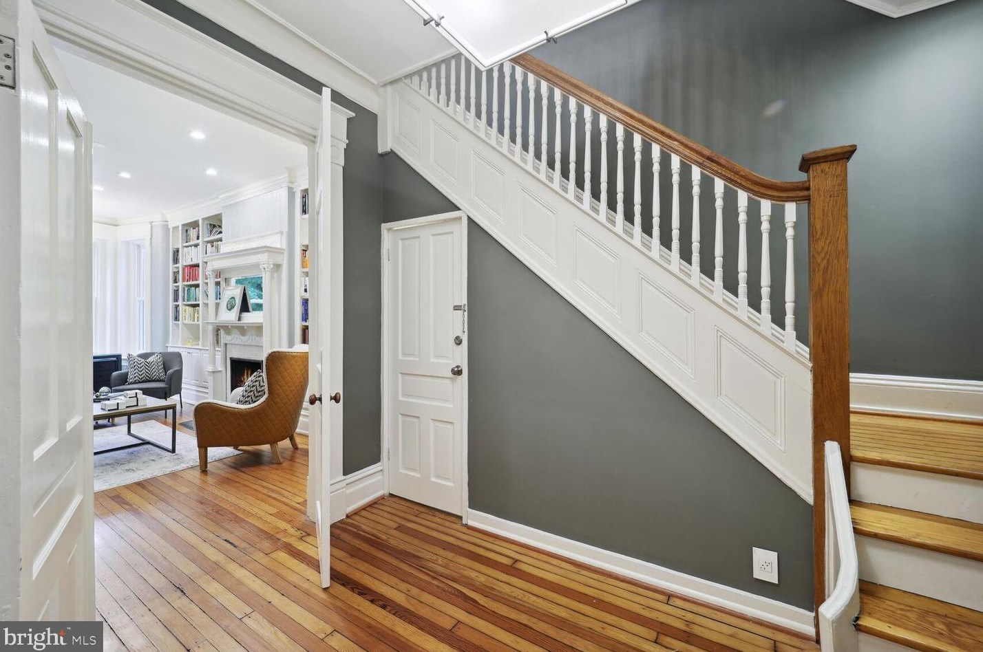 1849 Mintwood Pl, Washington DC 20009-1984 exterior