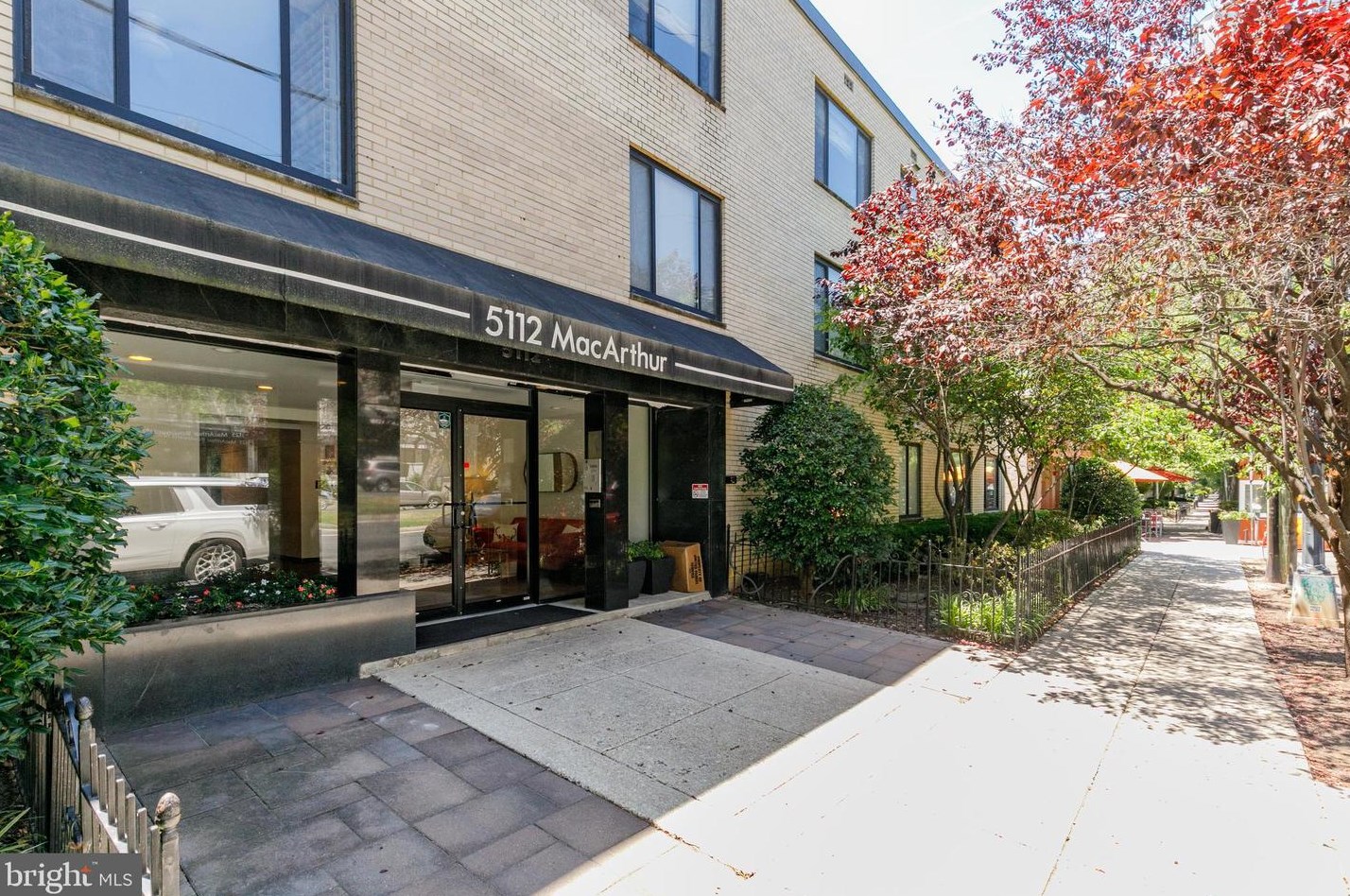 5112 Macarthur Blvd, Washington DC 20016-3336 exterior