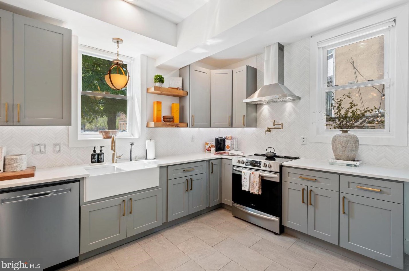 1500 1st St, Washington DC 20024-3420 exterior