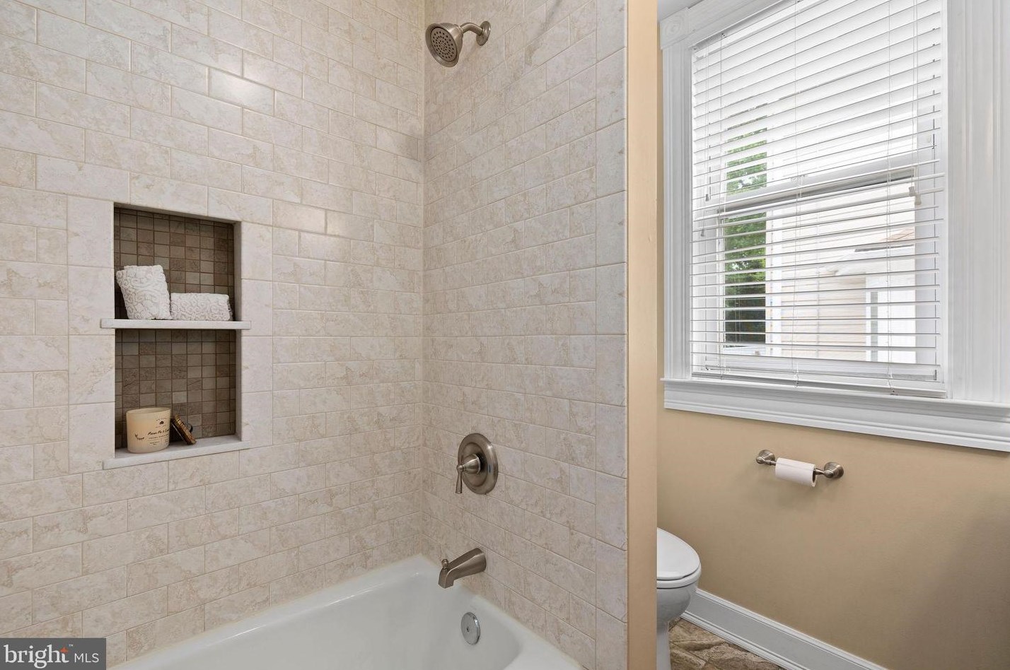 2900 Carlton Ave, Washington DC 20018-2615 exterior