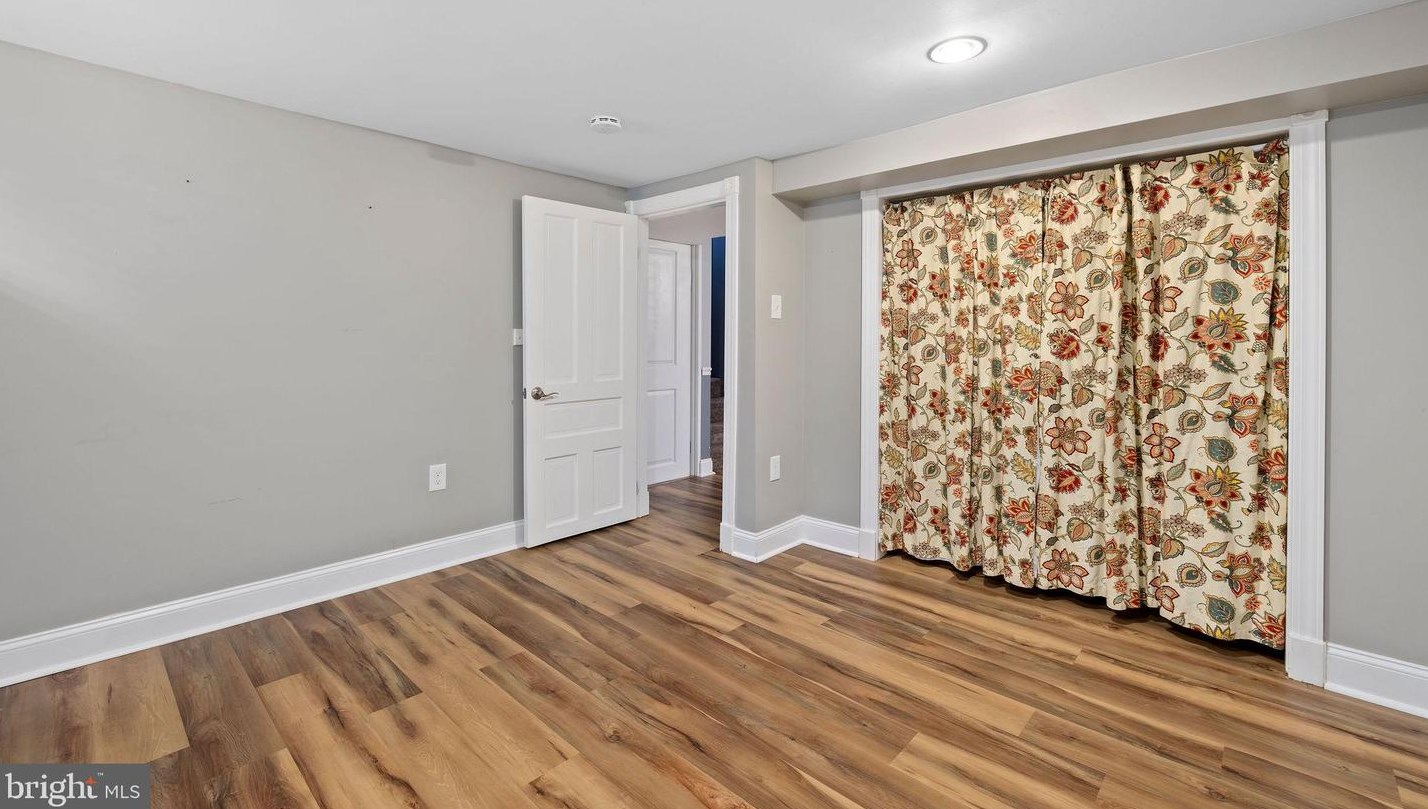 2900 Carlton Ave, Washington DC 20018-2615 exterior