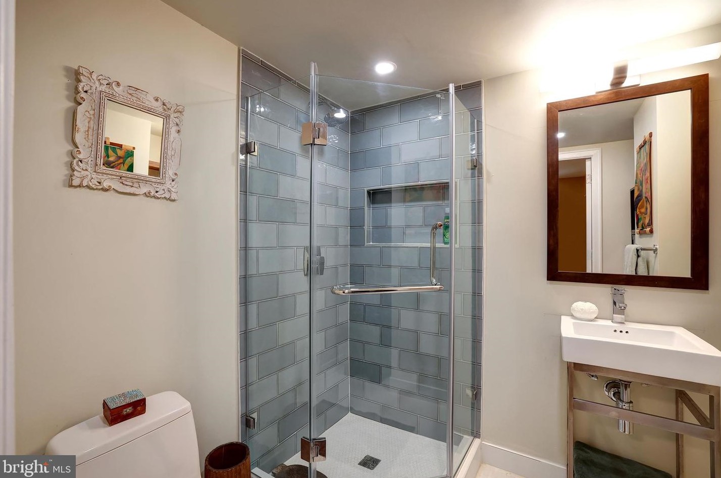 1124 10th St, Washington DC  20001-4302 exterior