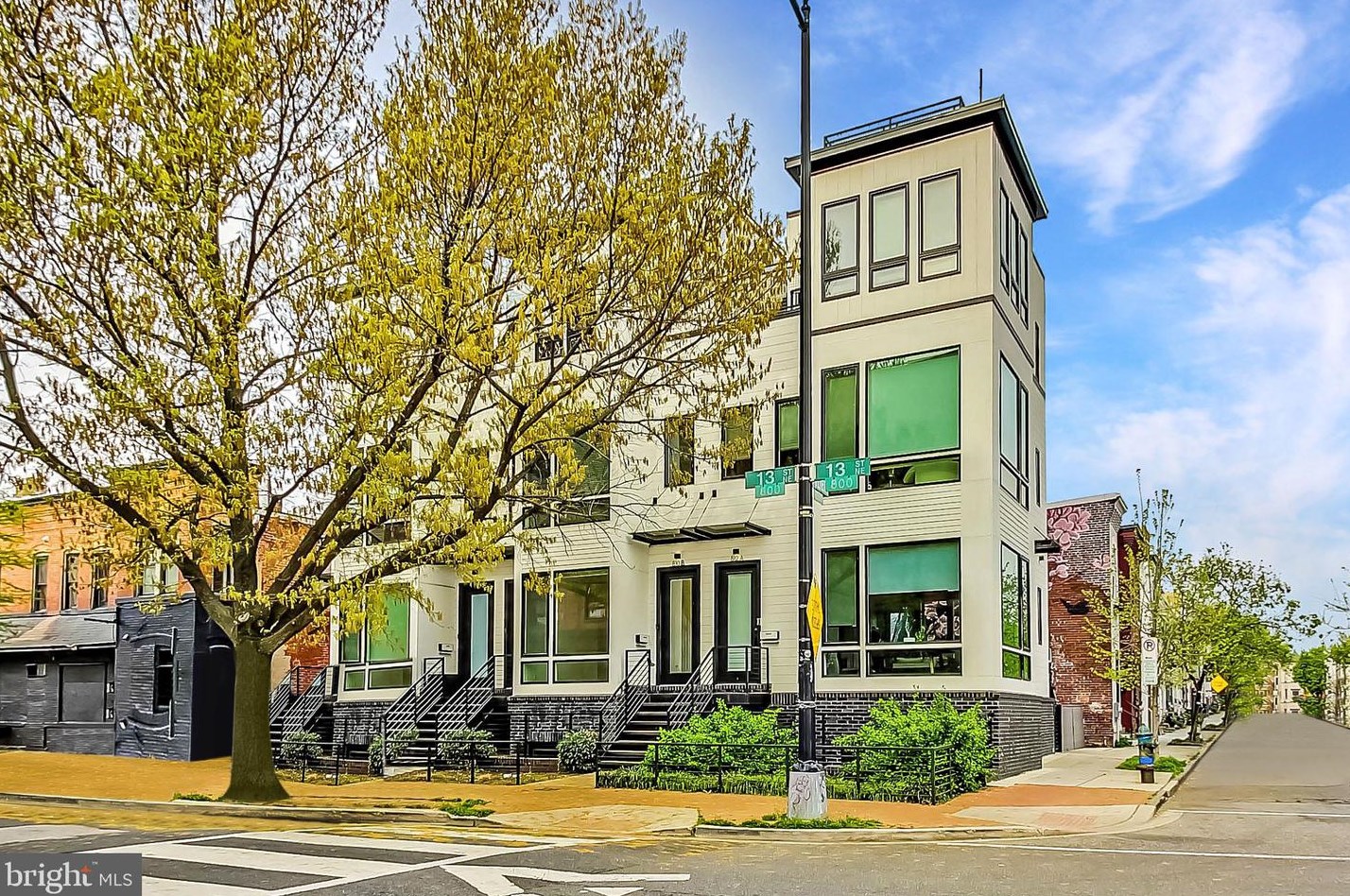 810 13th St, Washington DC 20002-4440 exterior