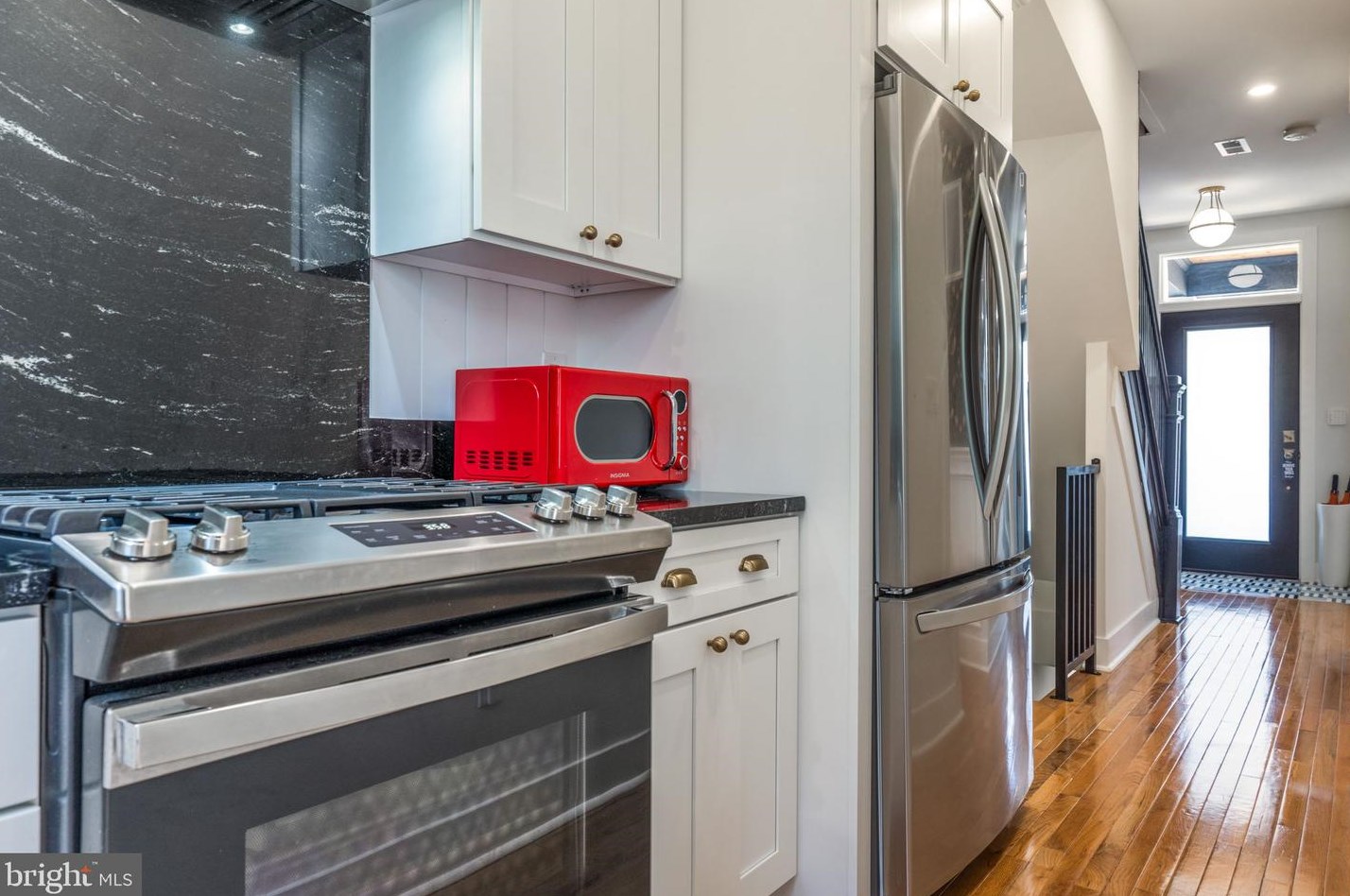 766 Columbia Rd, Washington DC  20001-3802 exterior