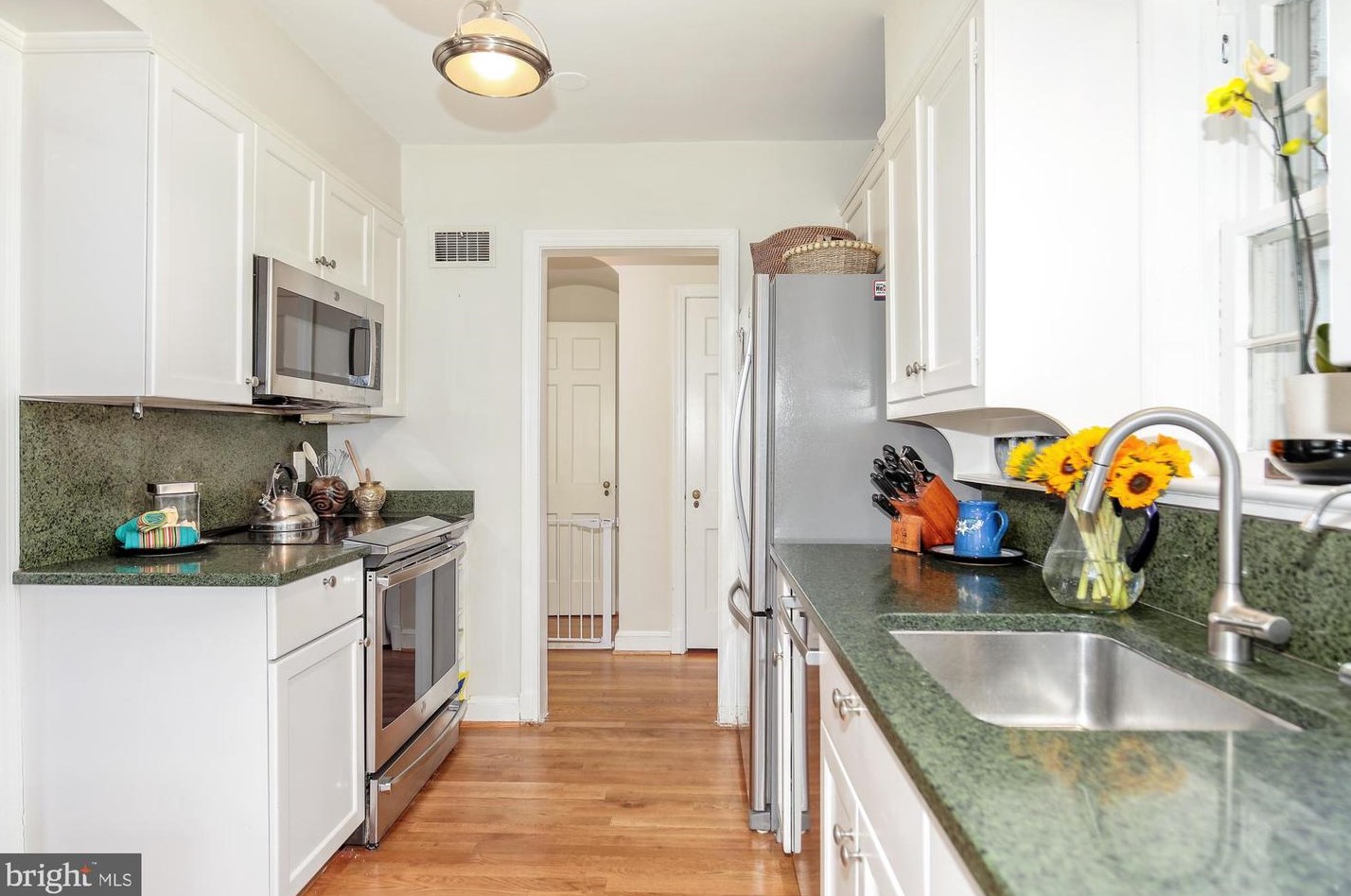 4500 Davenport St, Washington DC 20016-4416 exterior