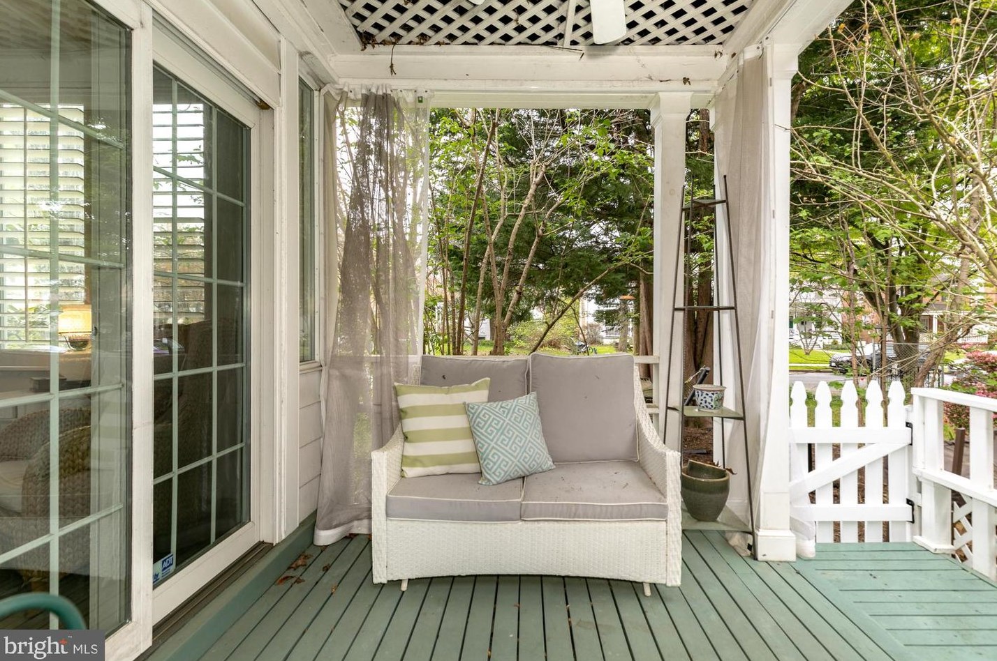 4500 Davenport St, Washington DC 20016-4416 exterior