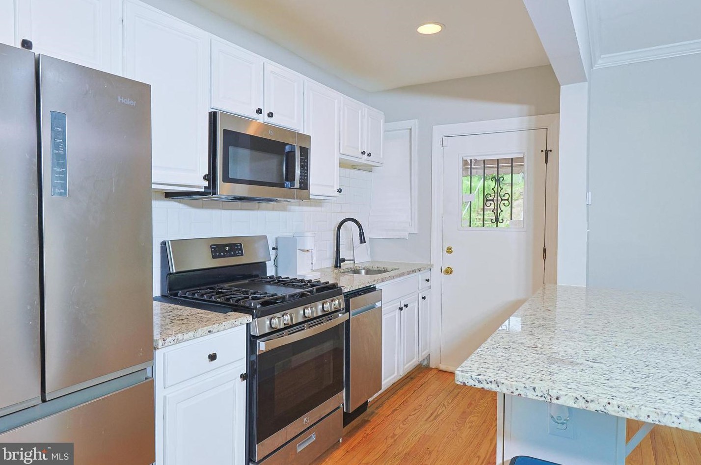 1612 Ft Dupont St, Washington DC 20020-1053 exterior