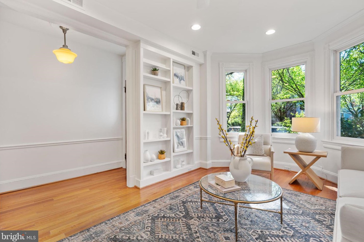 318 Carolina Ave, Washington DC 20003-2004 exterior