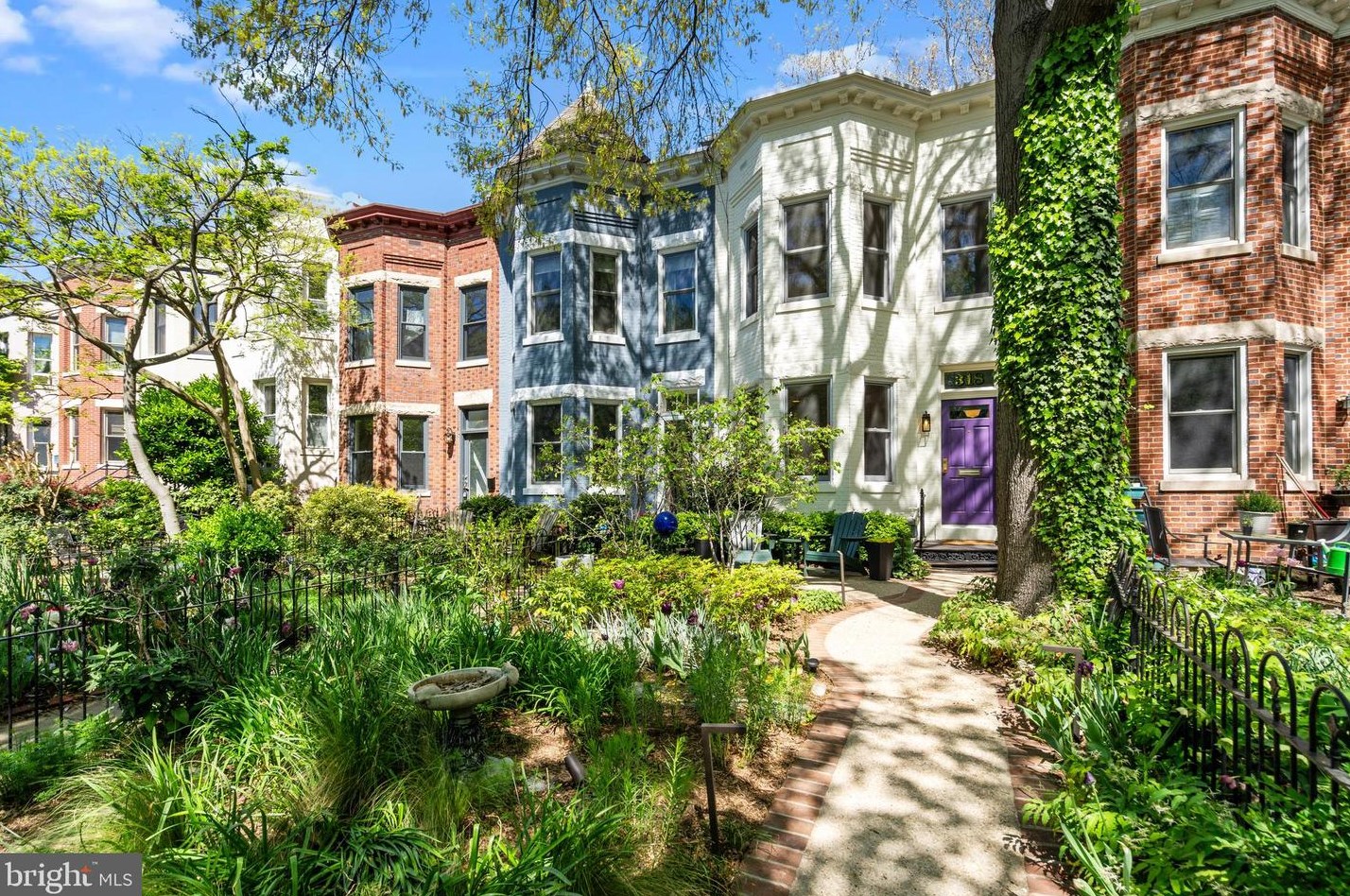 318 Carolina Ave, Washington DC 20003-2004 exterior