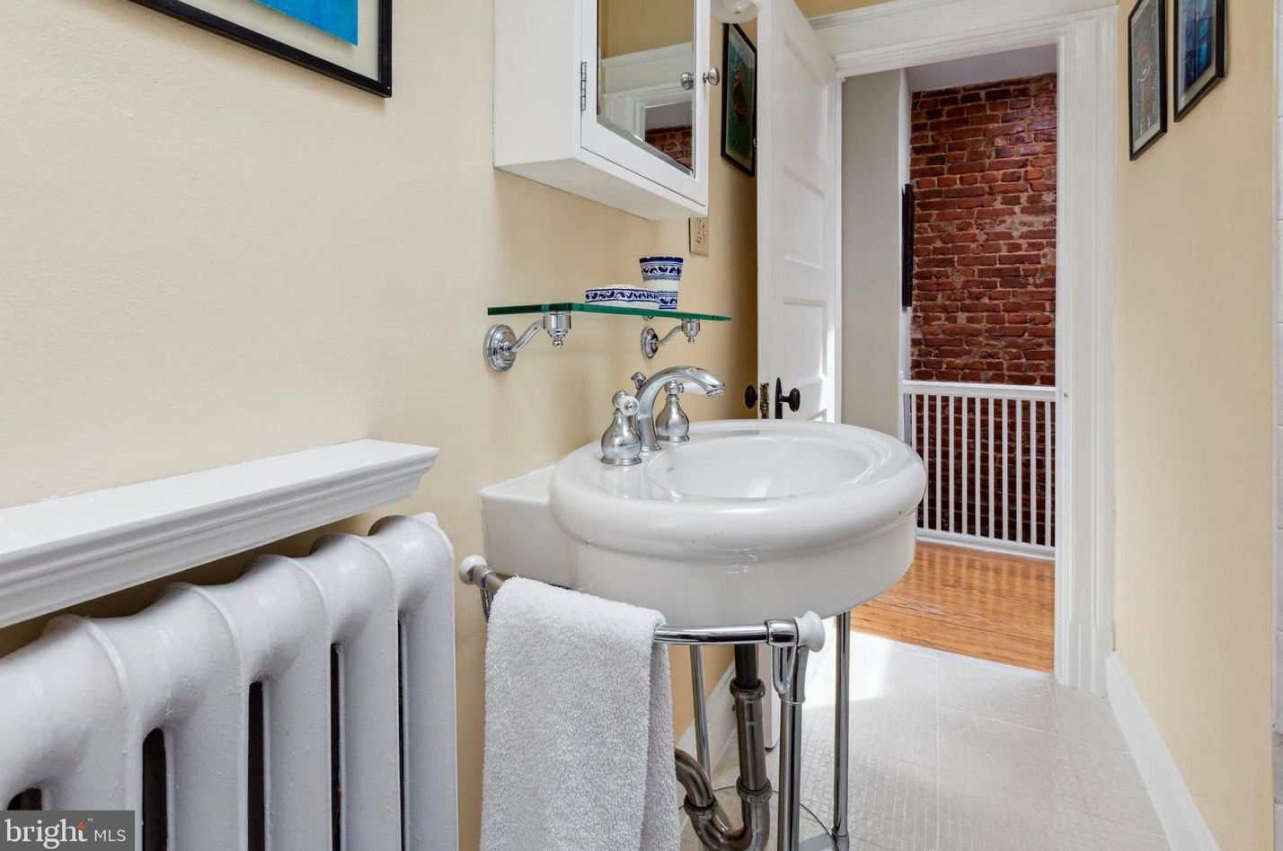 1413 Capitol St, Washington DC 20003-1571 exterior