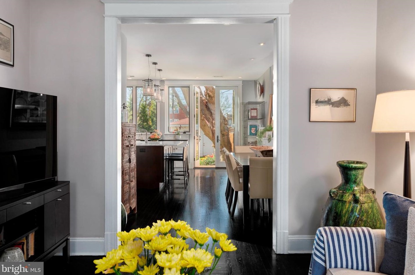 1413 Capitol St, Washington DC 20003-1571 exterior