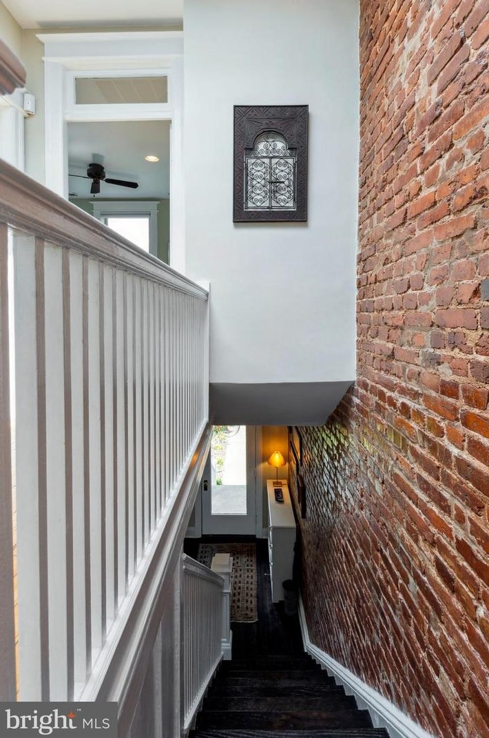 1413 Capitol St, Washington DC 20003-1571 exterior