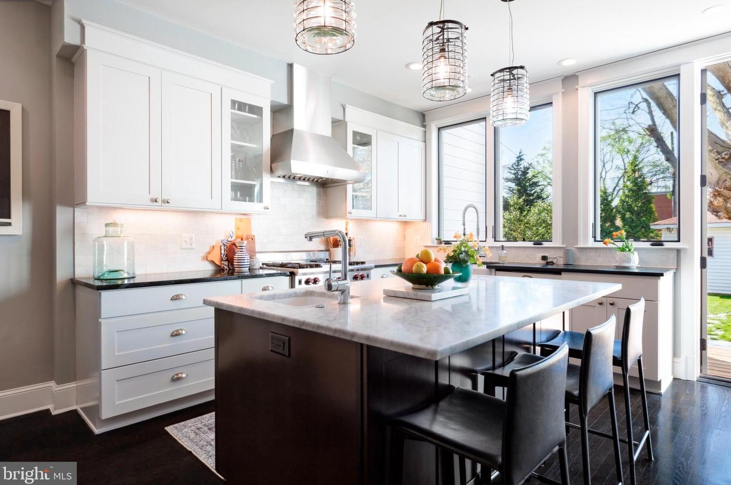 1413 Capitol St, Washington DC 20003-1571 exterior