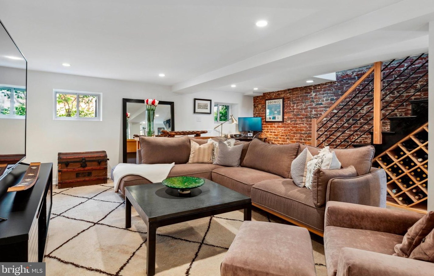 1413 Capitol St, Washington DC 20003-1571 exterior