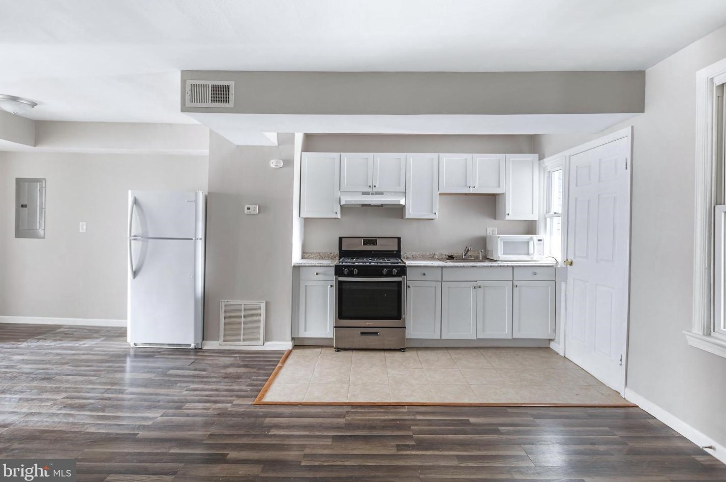 1212 16 St, Washington DC 20002-2502 exterior