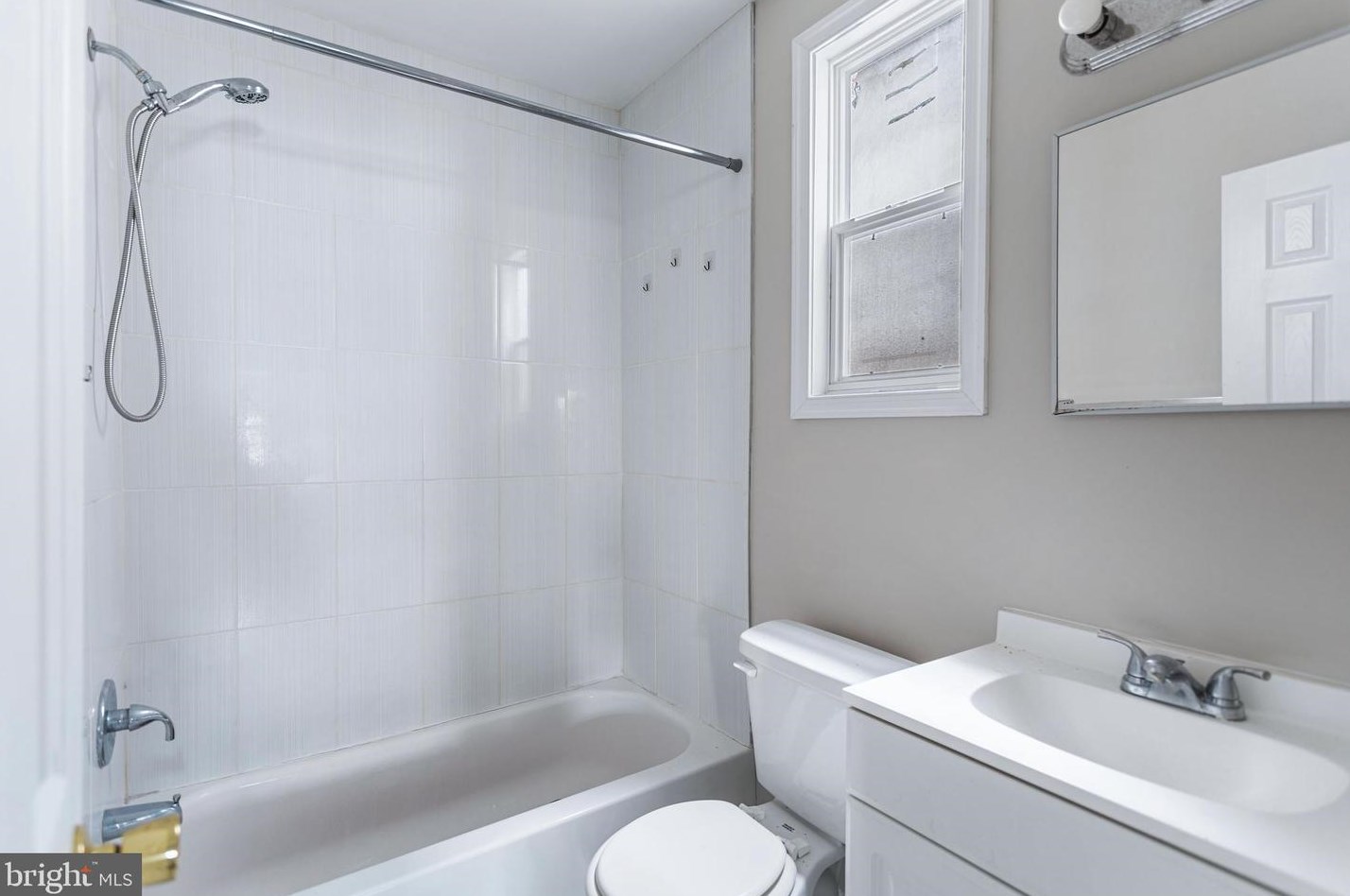 1212 16 St, Washington DC 20002-2502 exterior