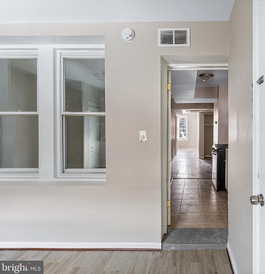 1212 16 St, Washington DC 20002-2502 exterior