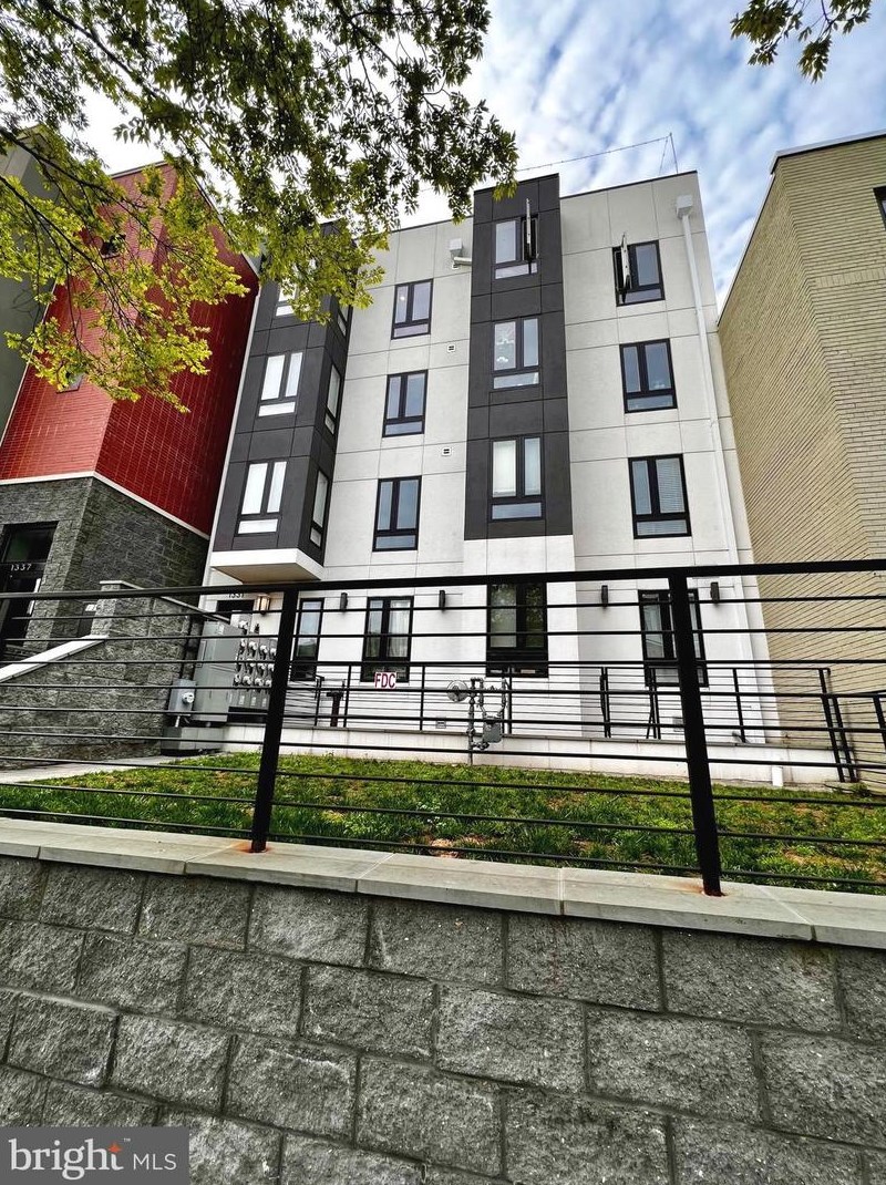 1331 K St, Washington DC 20003-4407 exterior