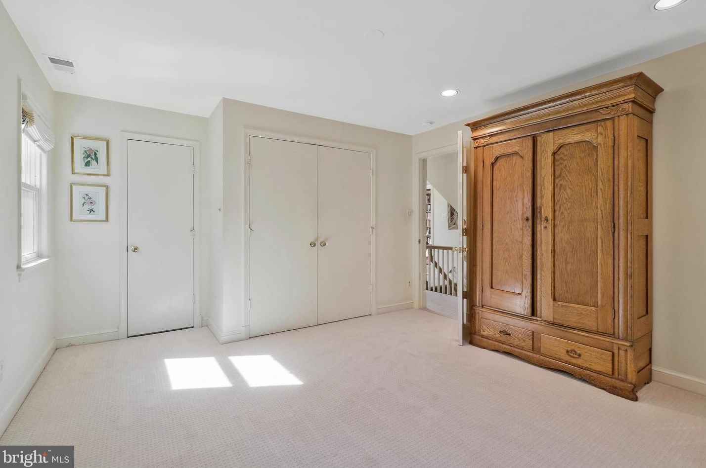 3510 Livingston St, Washington DC  20015-1758 exterior