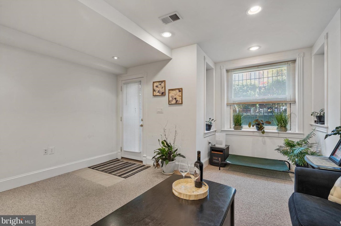 639 A St, Washington DC 20003-1225 exterior