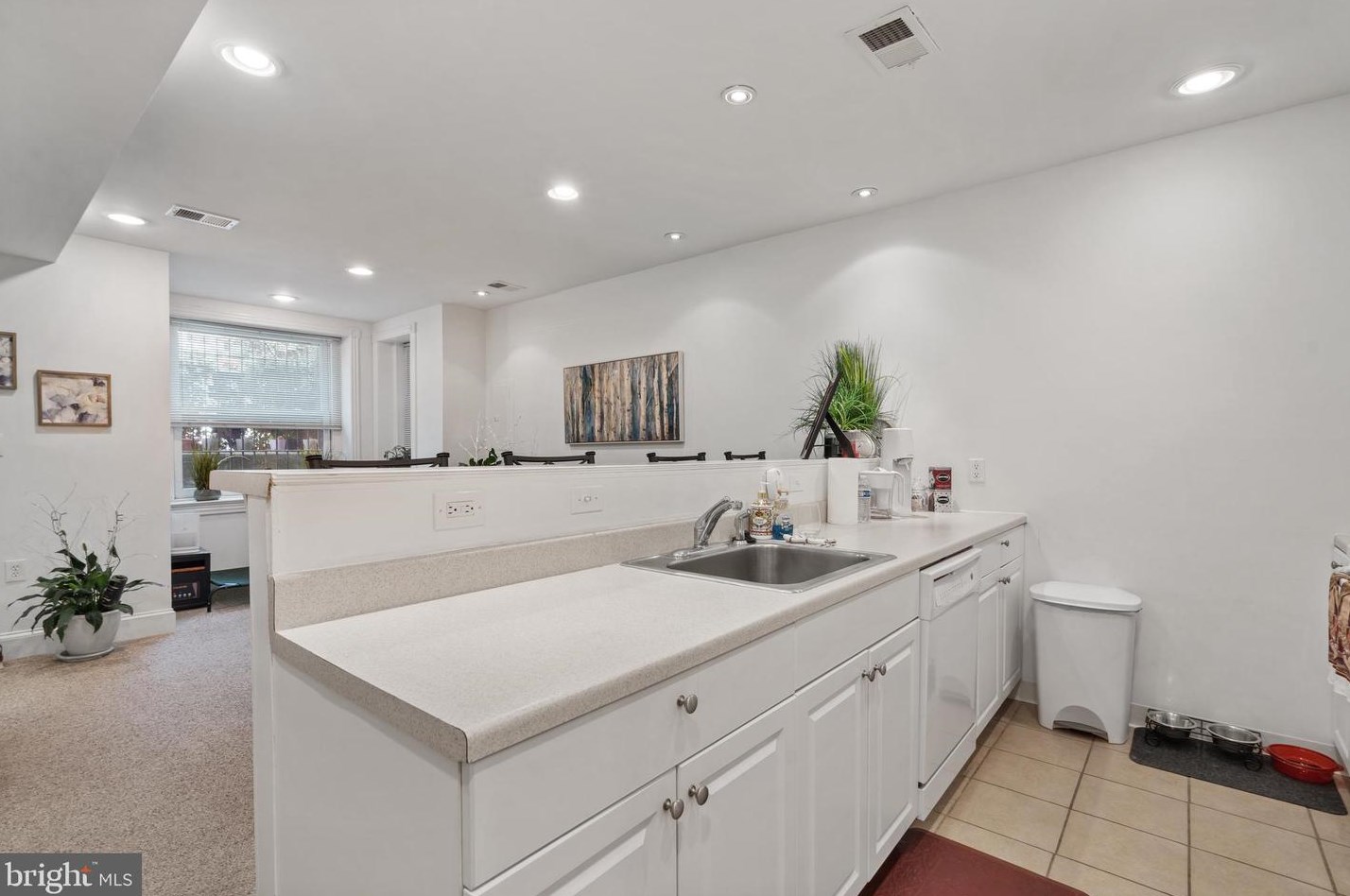 639 A St, Washington DC 20003-1225 exterior