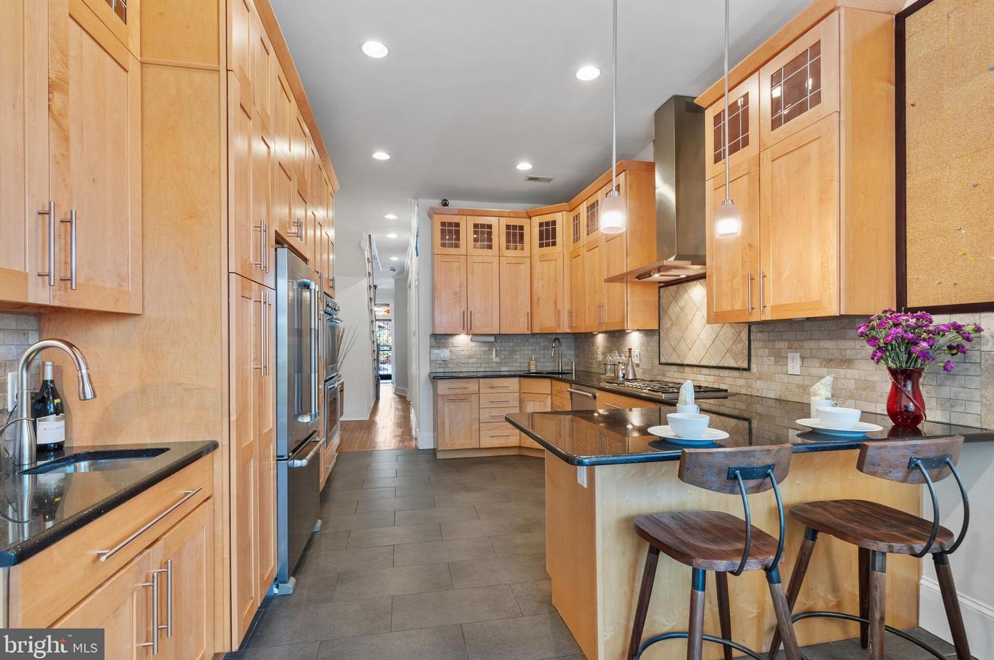 639 A St, Washington DC 20003-1225 exterior