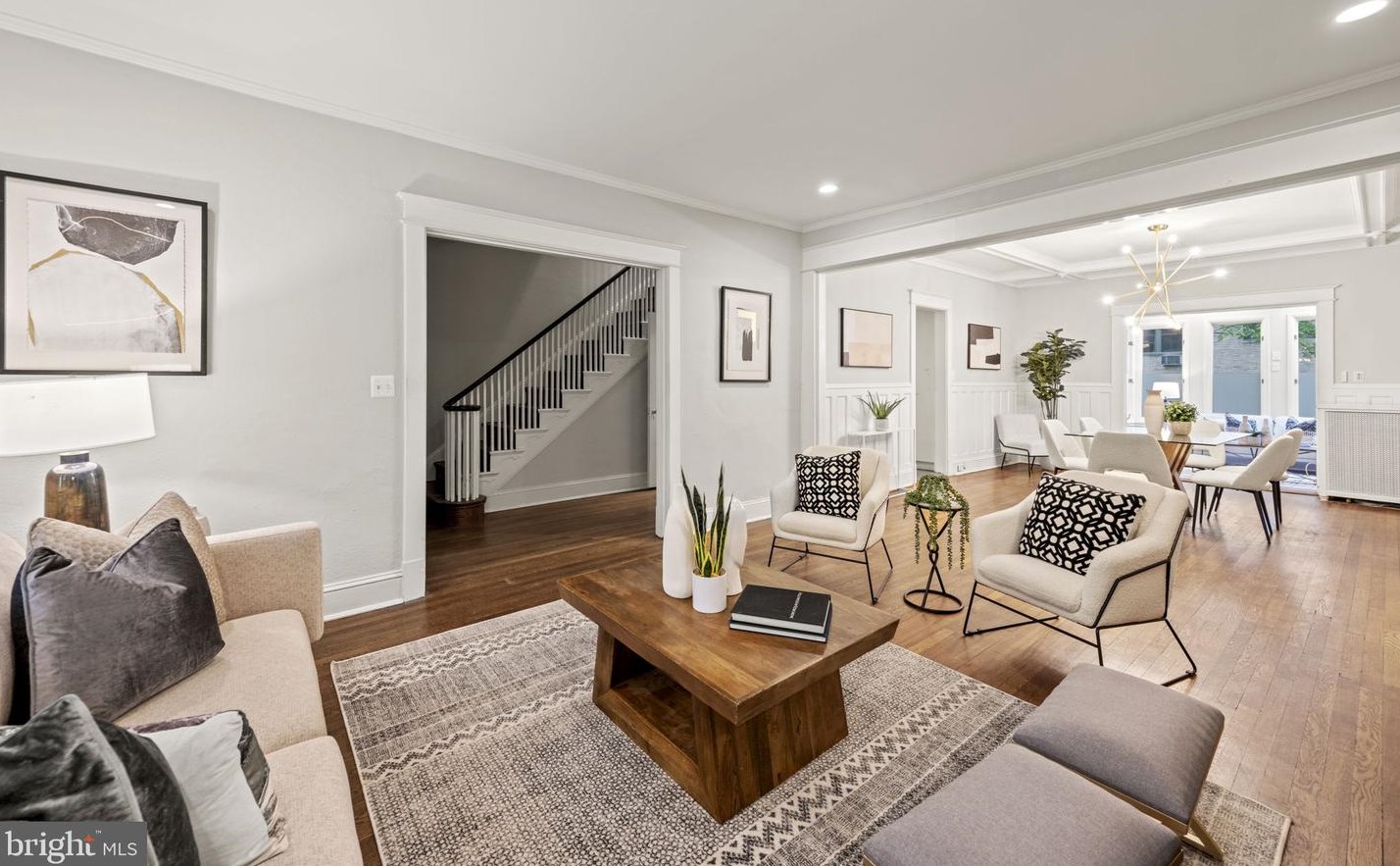 2318 Ashmead Pl, Washington DC 20009-1414 exterior