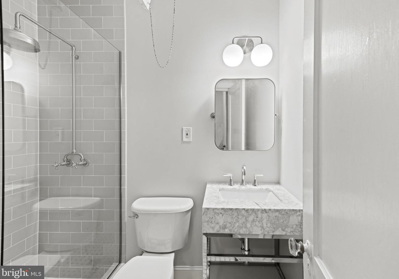 2318 Ashmead Pl, Washington DC 20009-1414 exterior