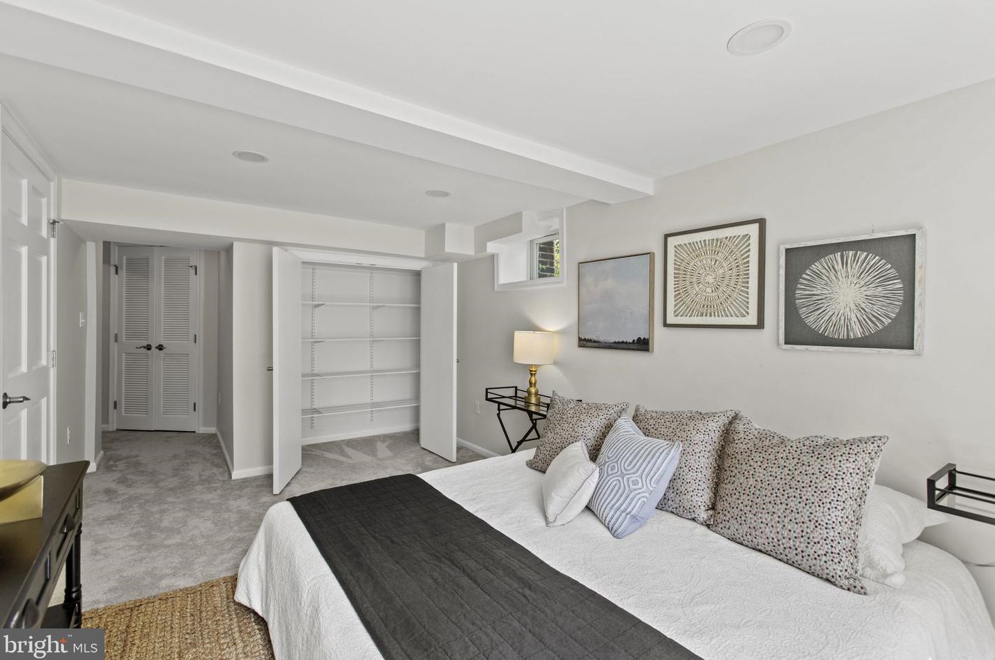 6319 31st Pl, Washington DC  20015-2347 exterior