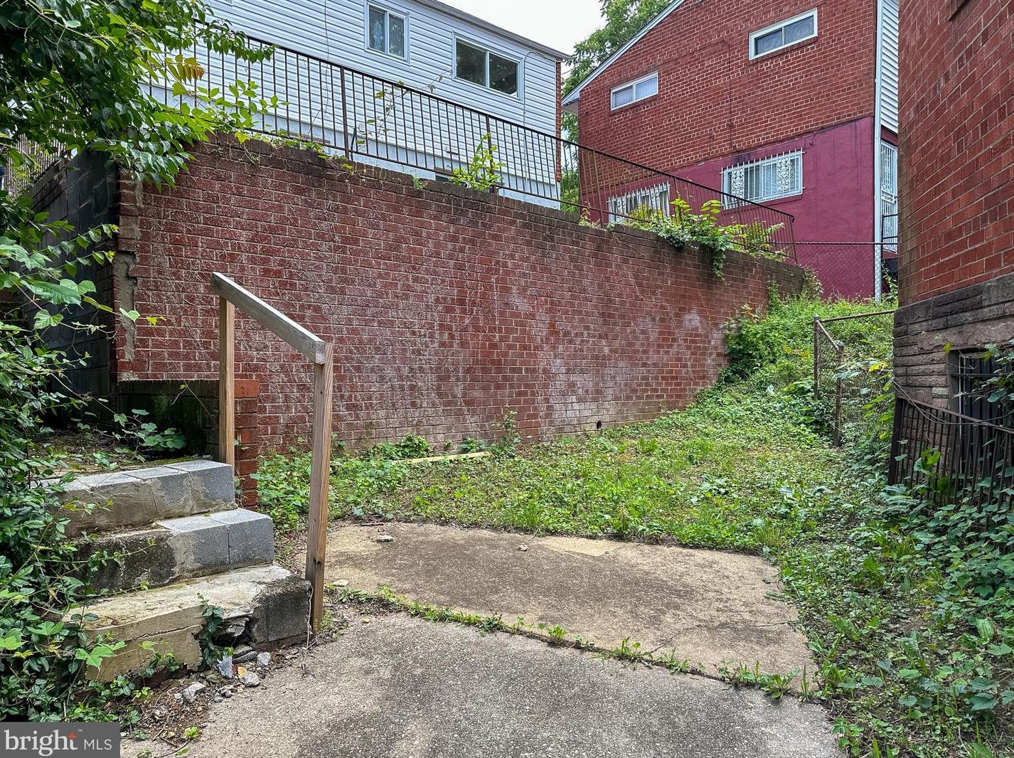 1405 42 Pl, Washington DC exterior