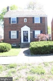 1663 Webster St, Washington DC  20017-3146 exterior