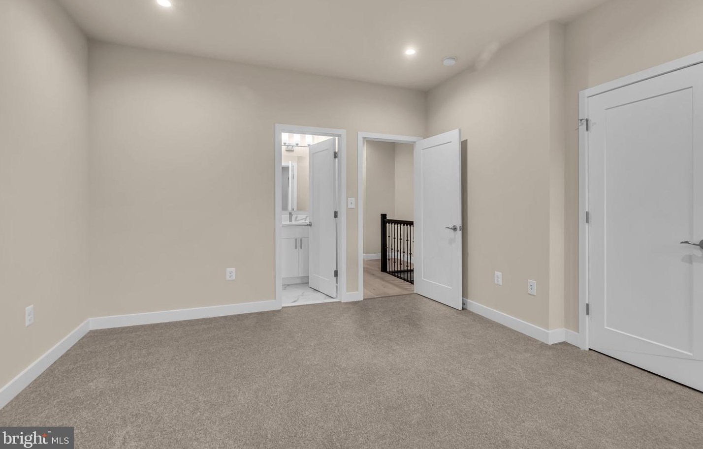 5821 Field Pl, Washington DC exterior